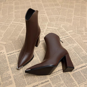 Véronica® | Bottines Métropolitaine à Talon Carré
